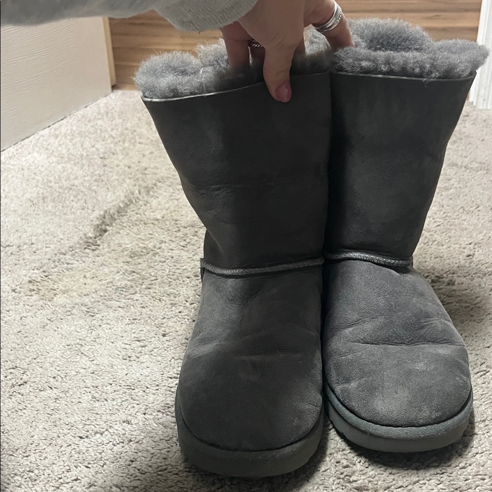 Women's Gray Uggs